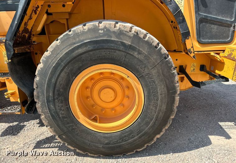 image for item DD3216 2018 Hyundai HL940XT wheel loader