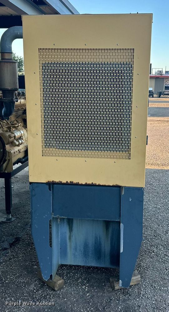 image for item DD3230 2002 Olympian  D75P3 generator