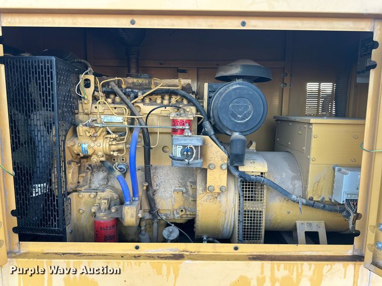 image for item DD3230 2002 Olympian  D75P3 generator