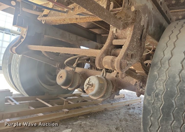 image for item DG0628 1995 Dorsey refrigerated van trailer