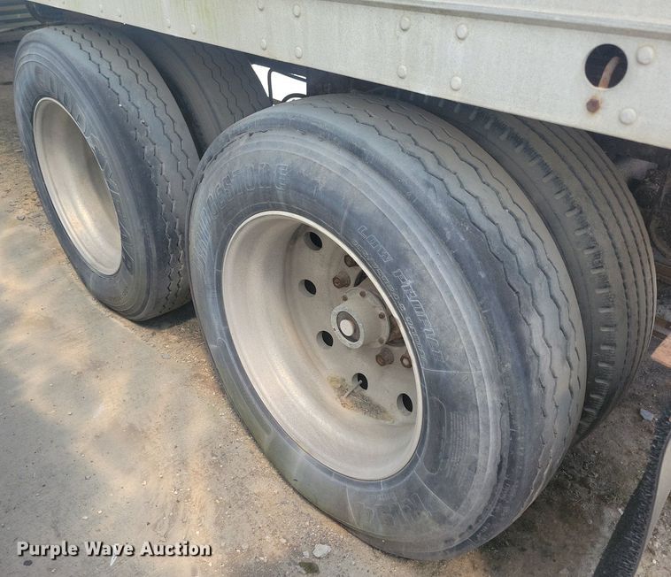 image for item DG0628 1995 Dorsey refrigerated van trailer