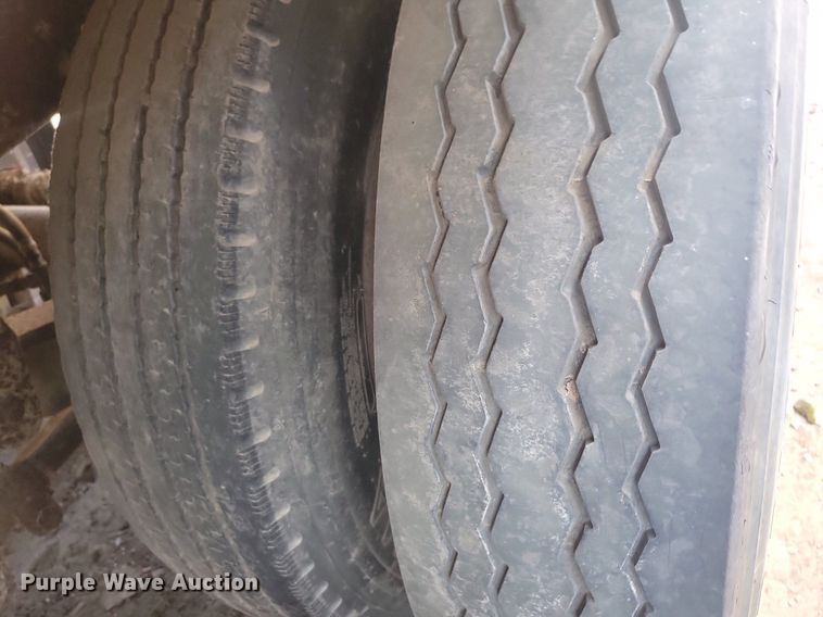 image for item DG0628 1995 Dorsey refrigerated van trailer