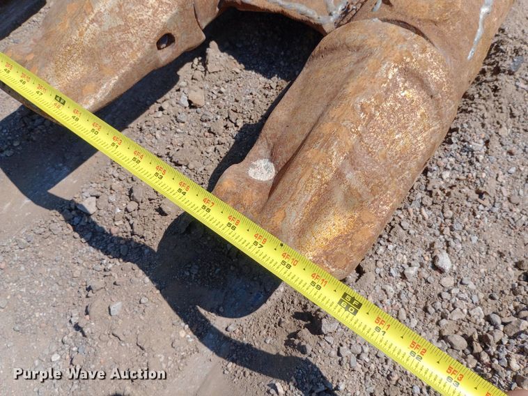 image for item DH1341 2002 Komatsu PC300LC-7 excavator