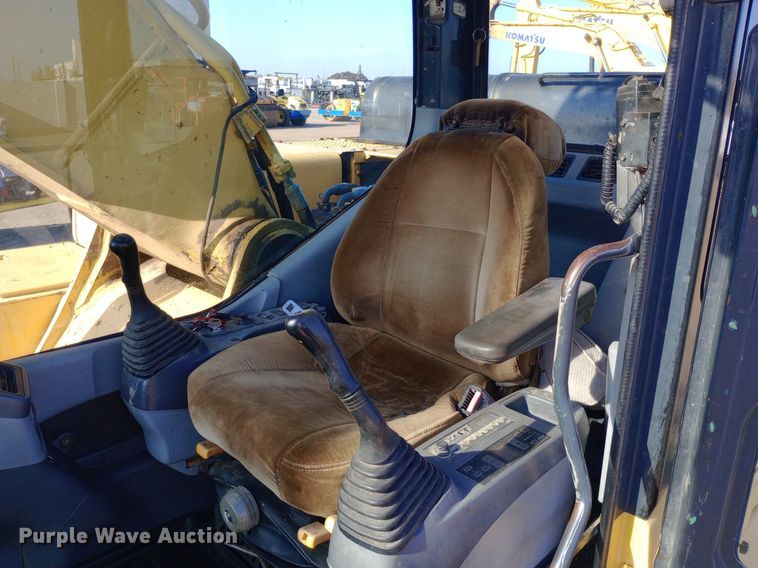 image for item DH1341 2002 Komatsu PC300LC-7 excavator