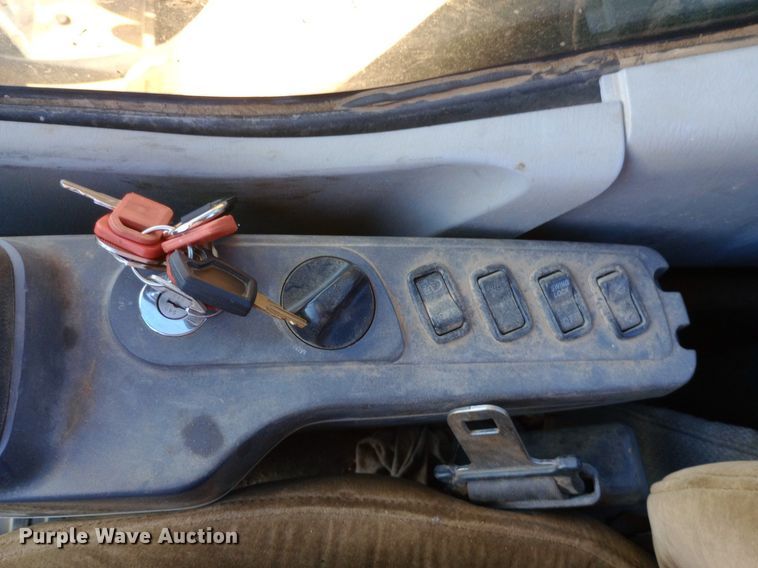 image for item DH1341 2002 Komatsu PC300LC-7 excavator