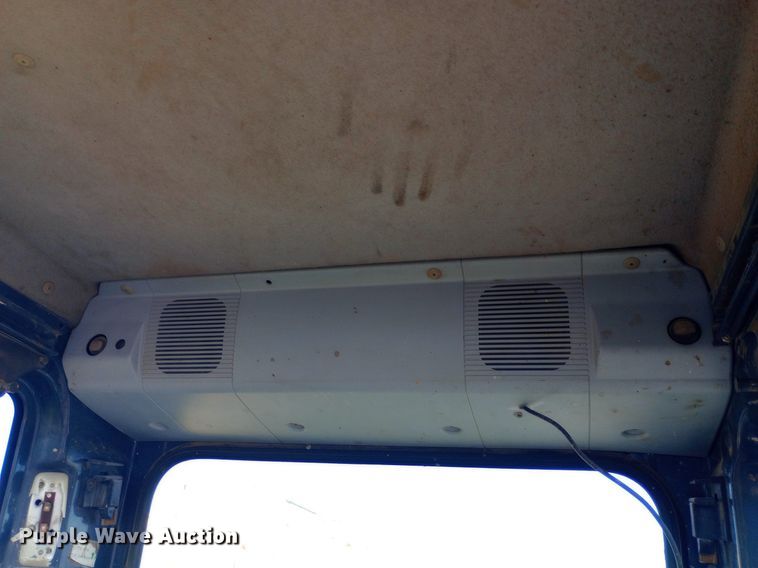 image for item DH1341 2002 Komatsu PC300LC-7 excavator