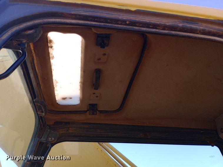 image for item DH1341 2002 Komatsu PC300LC-7 excavator