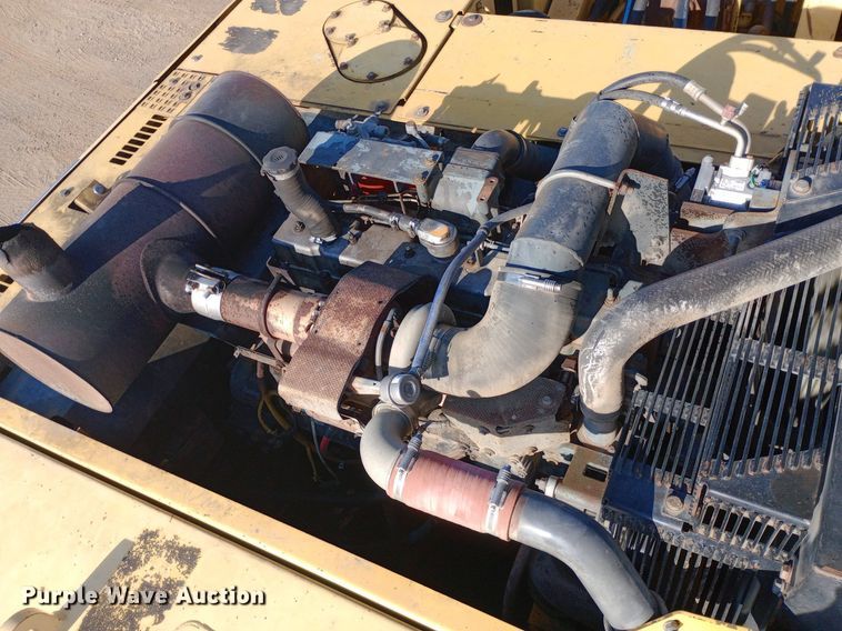 image for item DH1341 2002 Komatsu PC300LC-7 excavator