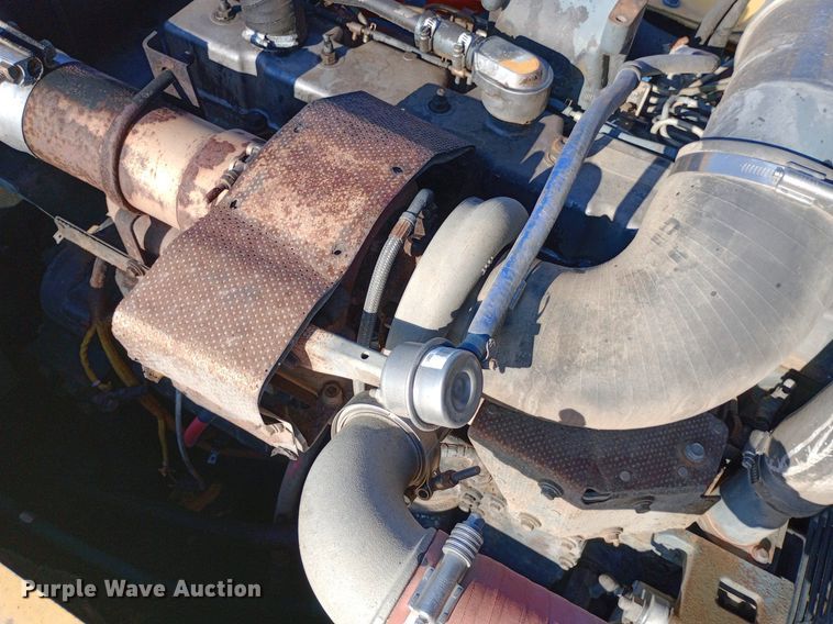 image for item DH1341 2002 Komatsu PC300LC-7 excavator