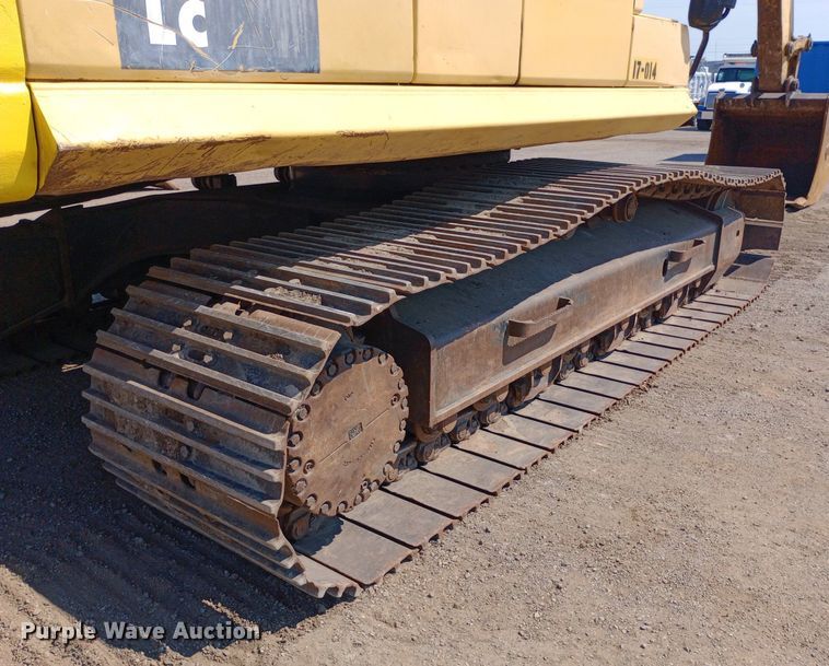 image for item DH1341 2002 Komatsu PC300LC-7 excavator