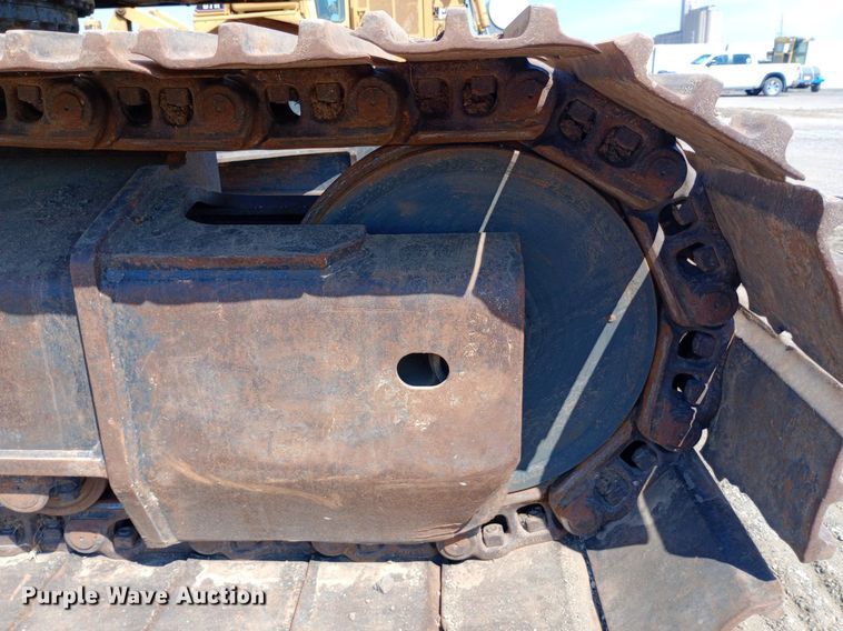 image for item DH1341 2002 Komatsu PC300LC-7 excavator