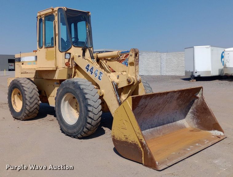 image for item DH1344 1994 John Deere 444E wheel loader
