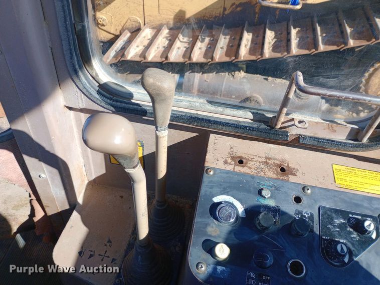 image for item DH1344 1994 John Deere 444E wheel loader