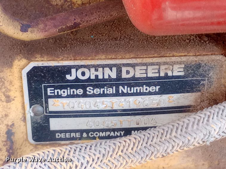 image for item DH1344 1994 John Deere 444E wheel loader