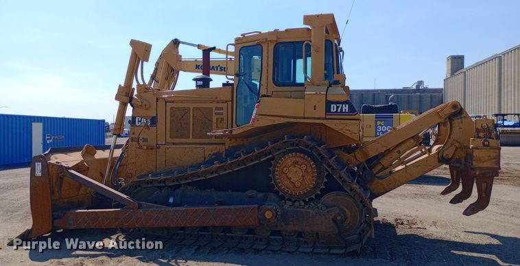 image for item DH1347 Caterpillar D7H dozer