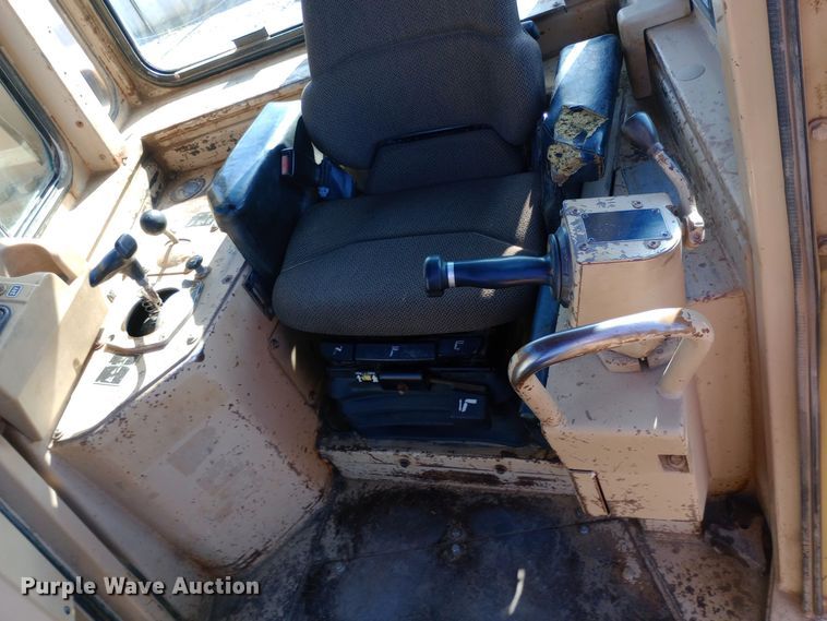 image for item DH1347 Caterpillar D7H dozer