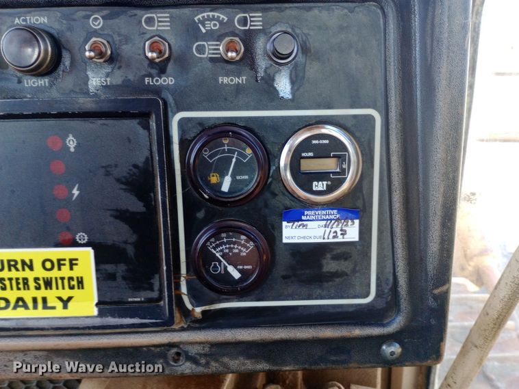 image for item DH1347 Caterpillar D7H dozer