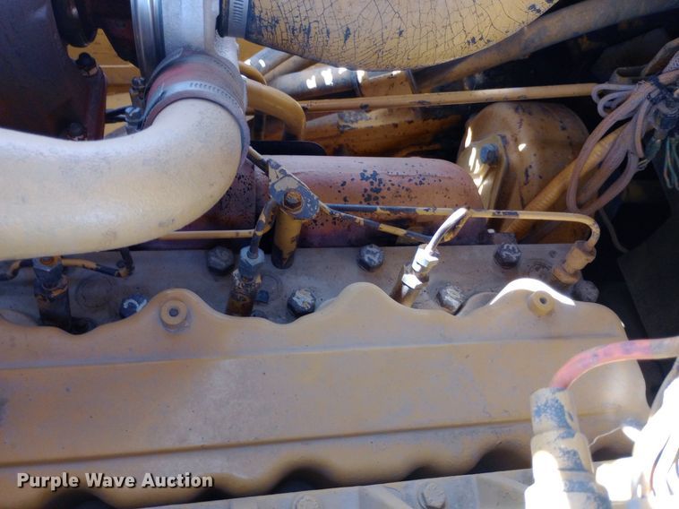 image for item DH1347 Caterpillar D7H dozer