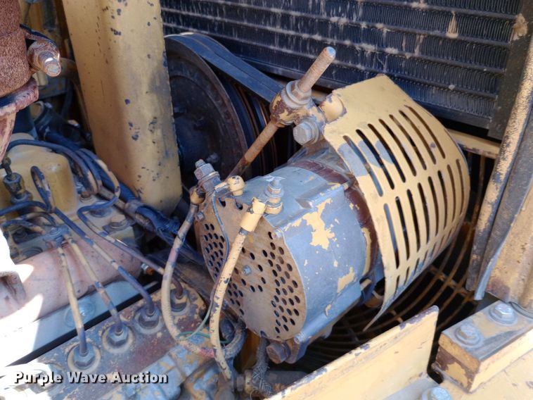 image for item DH1347 Caterpillar D7H dozer