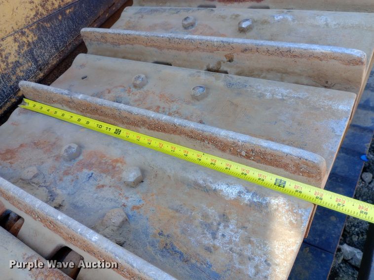 image for item DH1347 Caterpillar D7H dozer