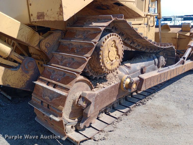 image for item DH1347 Caterpillar D7H dozer