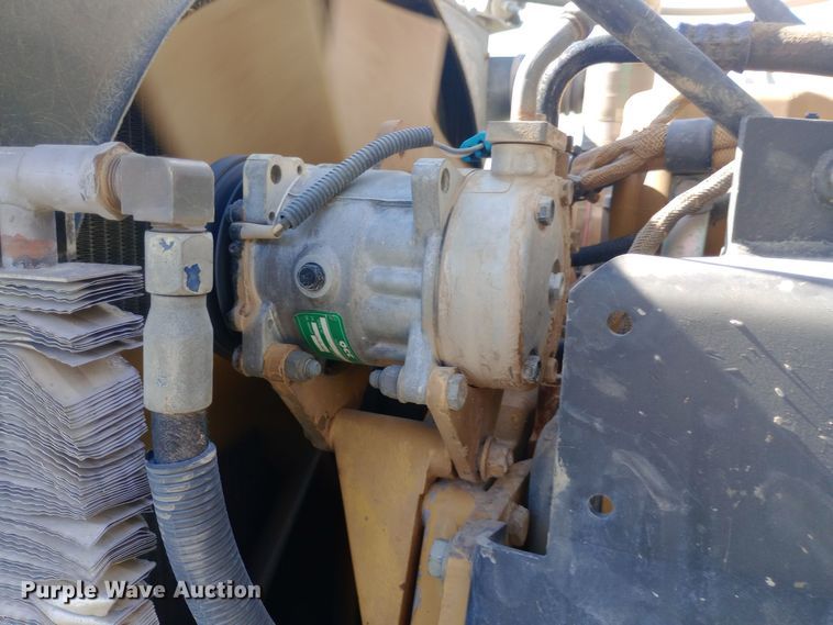 image for item DH1400 2000 Peterbilt 357 dump truck