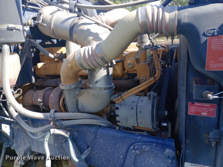 image for item DH1400 2000 Peterbilt 357 dump truck