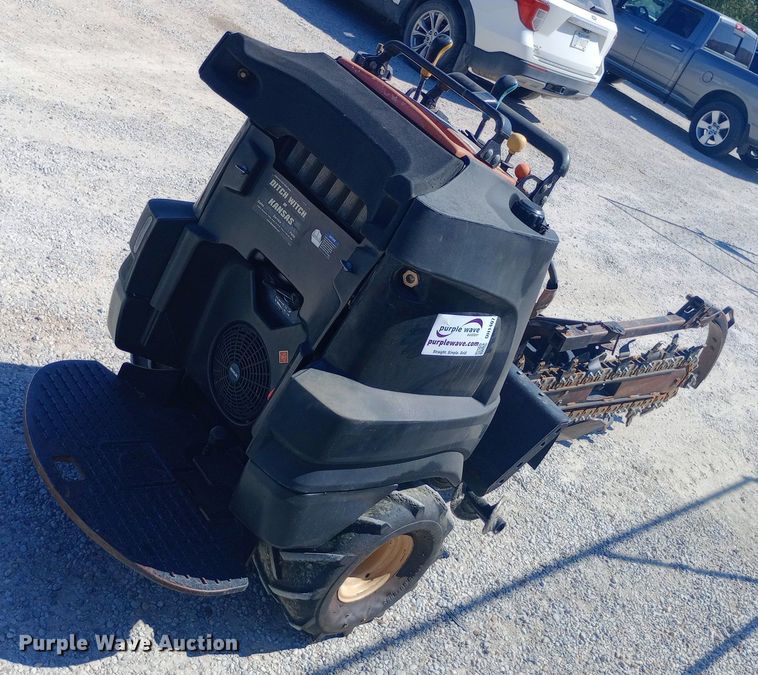 image for item DH1407 2008 Ditch Witch Zahn R300 trencher