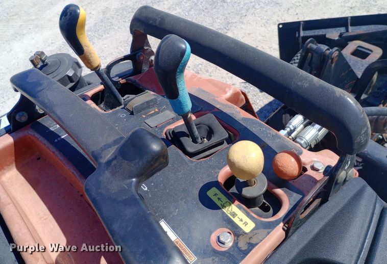 image for item DH1407 2008 Ditch Witch Zahn R300 trencher