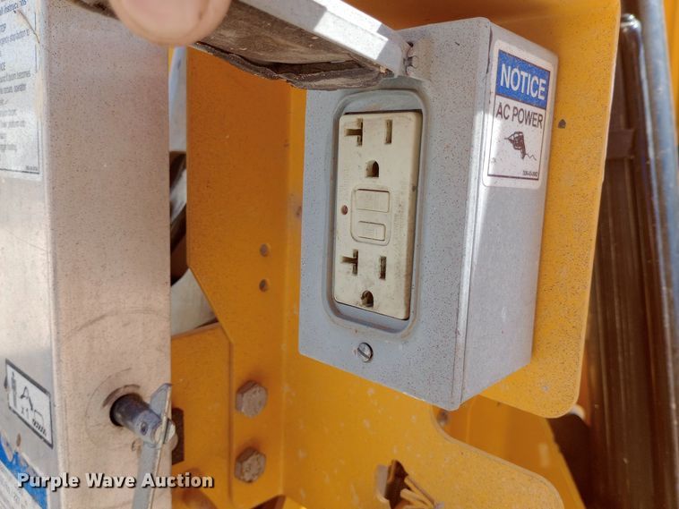 image for item DH1408 2015 Bil-Jax 3522A boom lift