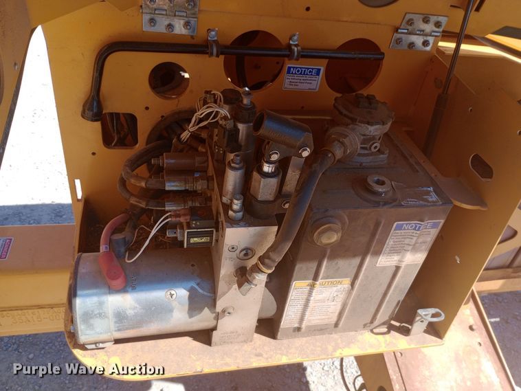 image for item DH1408 2015 Bil-Jax 3522A boom lift