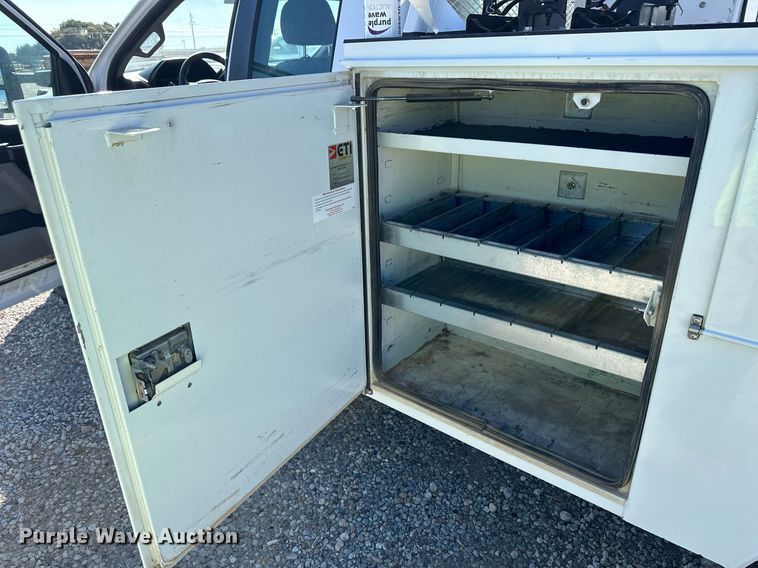 image for item DL0478 2017 Ford F550 Super Duty XL bucket truck