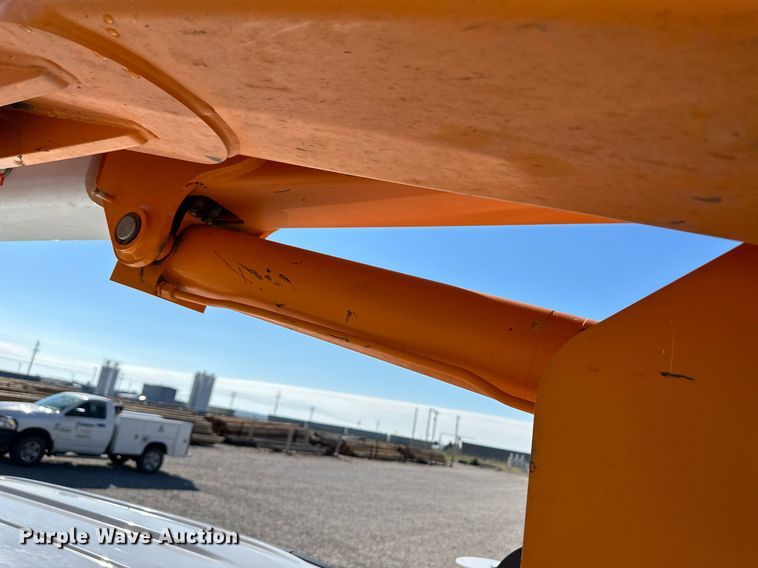 image for item DL0478 2017 Ford F550 Super Duty XL bucket truck