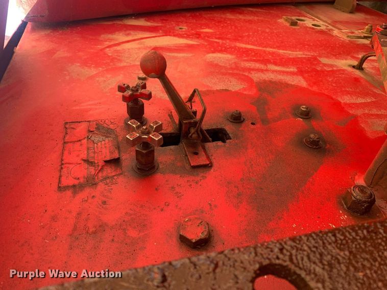 image for item DM1800 1982 FMC Link-Belt HC-218A crane