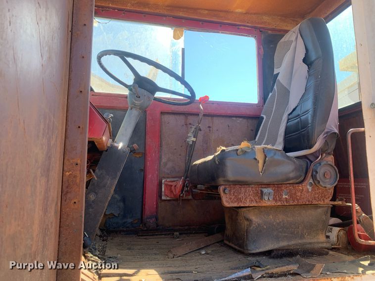 image for item DM1800 1982 FMC Link-Belt HC-218A crane