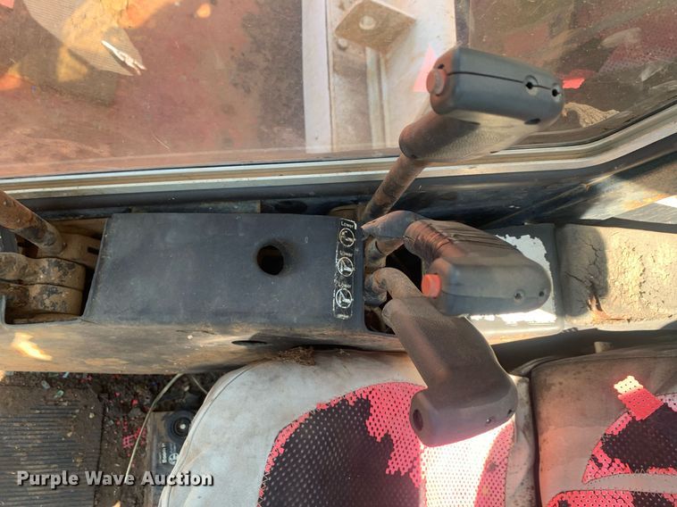 image for item DM1800 1982 FMC Link-Belt HC-218A crane