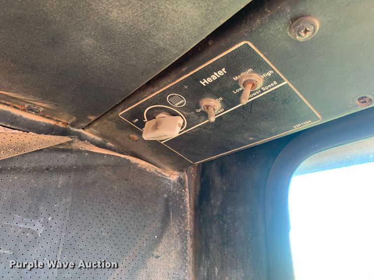 image for item DM1800 1982 FMC Link-Belt HC-218A crane