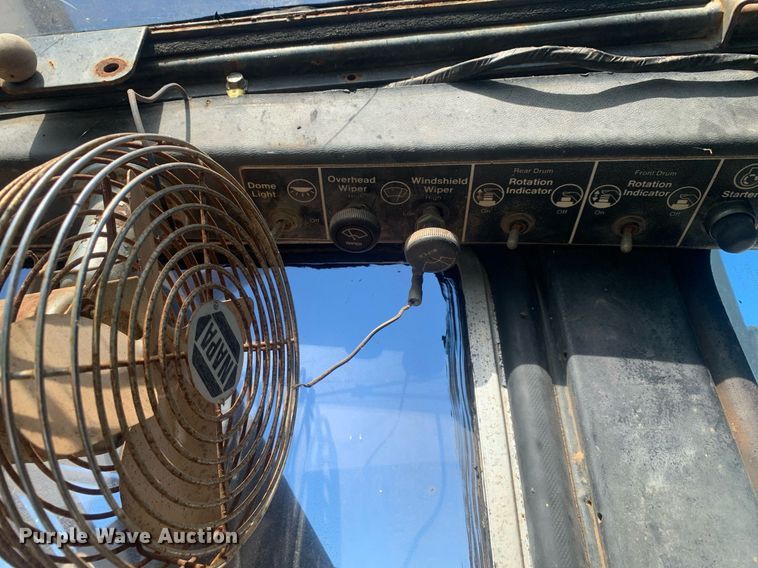 image for item DM1800 1982 FMC Link-Belt HC-218A crane