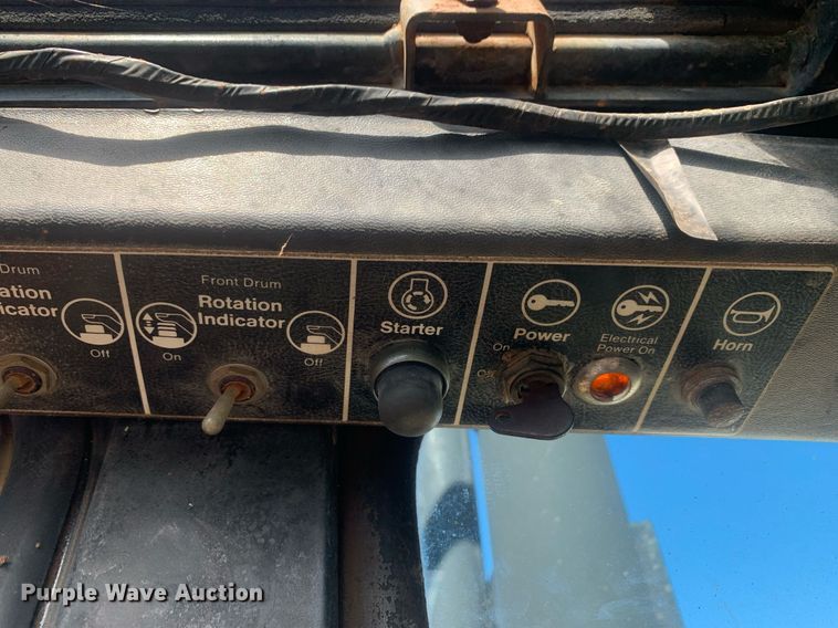 image for item DM1800 1982 FMC Link-Belt HC-218A crane