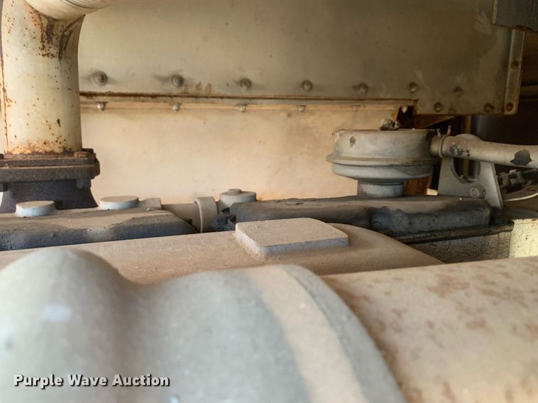 image for item DM1800 1982 FMC Link-Belt HC-218A crane