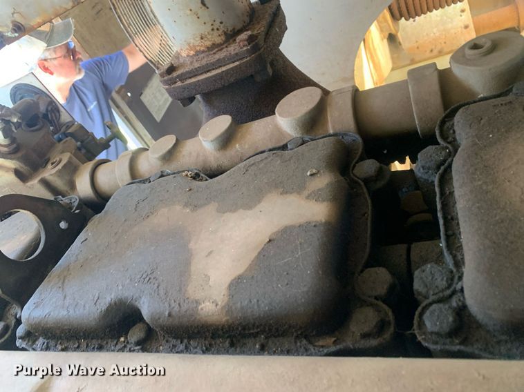 image for item DM1800 1982 FMC Link-Belt HC-218A crane