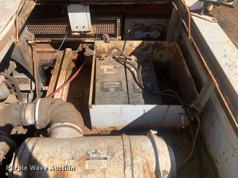 image for item DM1800 1982 FMC Link-Belt HC-218A crane