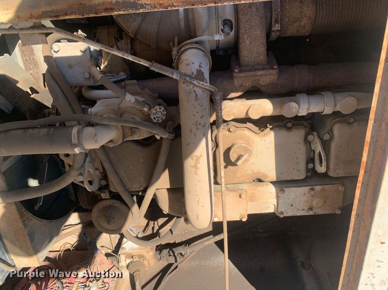 image for item DM1800 1982 FMC Link-Belt HC-218A crane