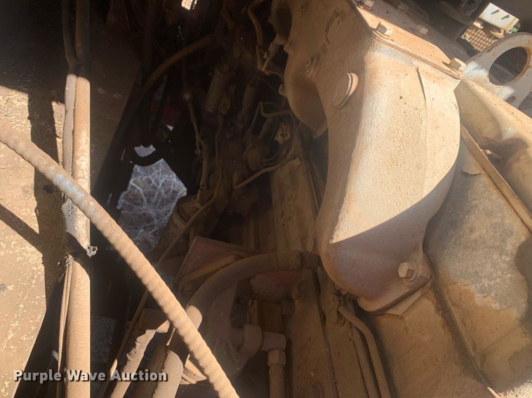 image for item DM1800 1982 FMC Link-Belt HC-218A crane