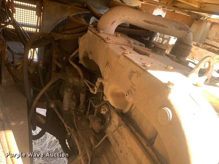 image for item DM1800 1982 FMC Link-Belt HC-218A crane