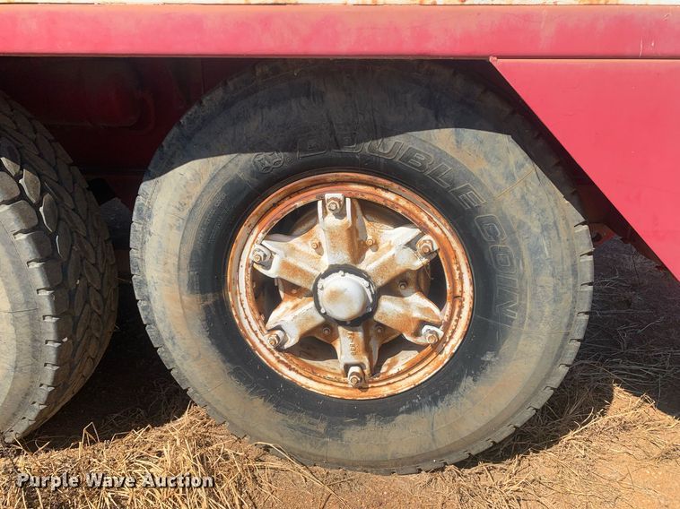 image for item DM1800 1982 FMC Link-Belt HC-218A crane