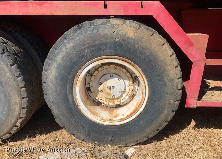 image for item DM1800 1982 FMC Link-Belt HC-218A crane