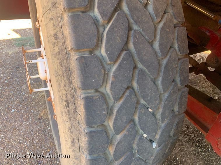 image for item DM1800 1982 FMC Link-Belt HC-218A crane