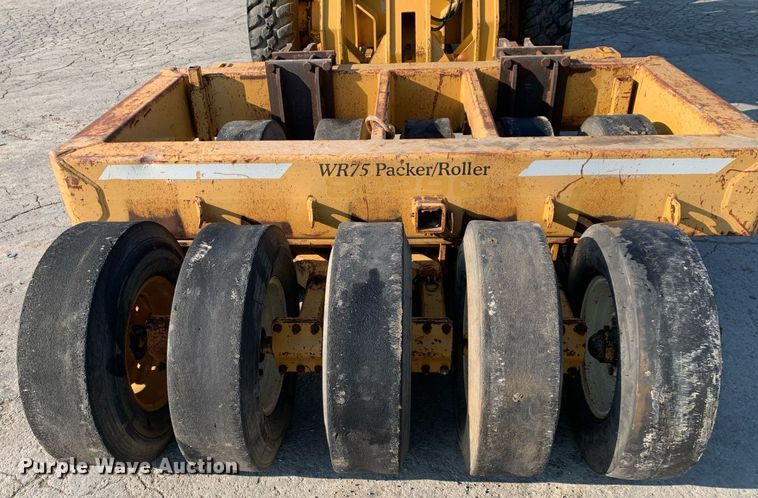 image for item DM1804 2002 Caterpillar 140H motor grader