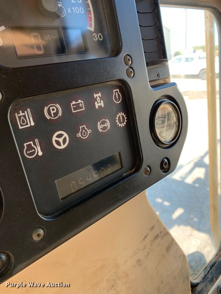 image for item DM1804 2002 Caterpillar 140H motor grader